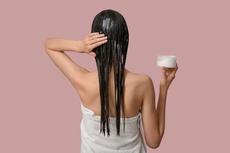 DIY Hair Masks For Dandruff