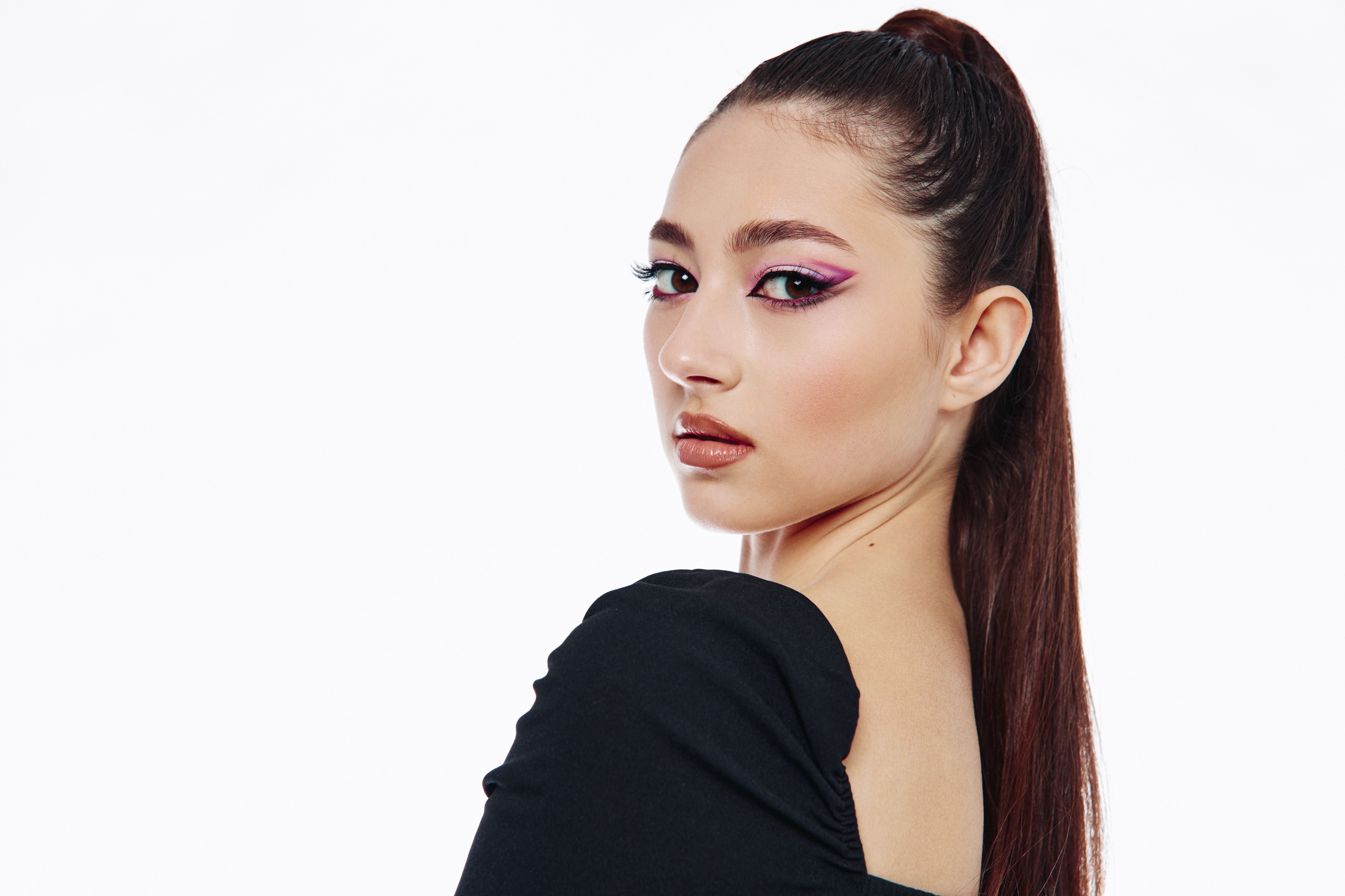 Sleek ponytail hairstyle