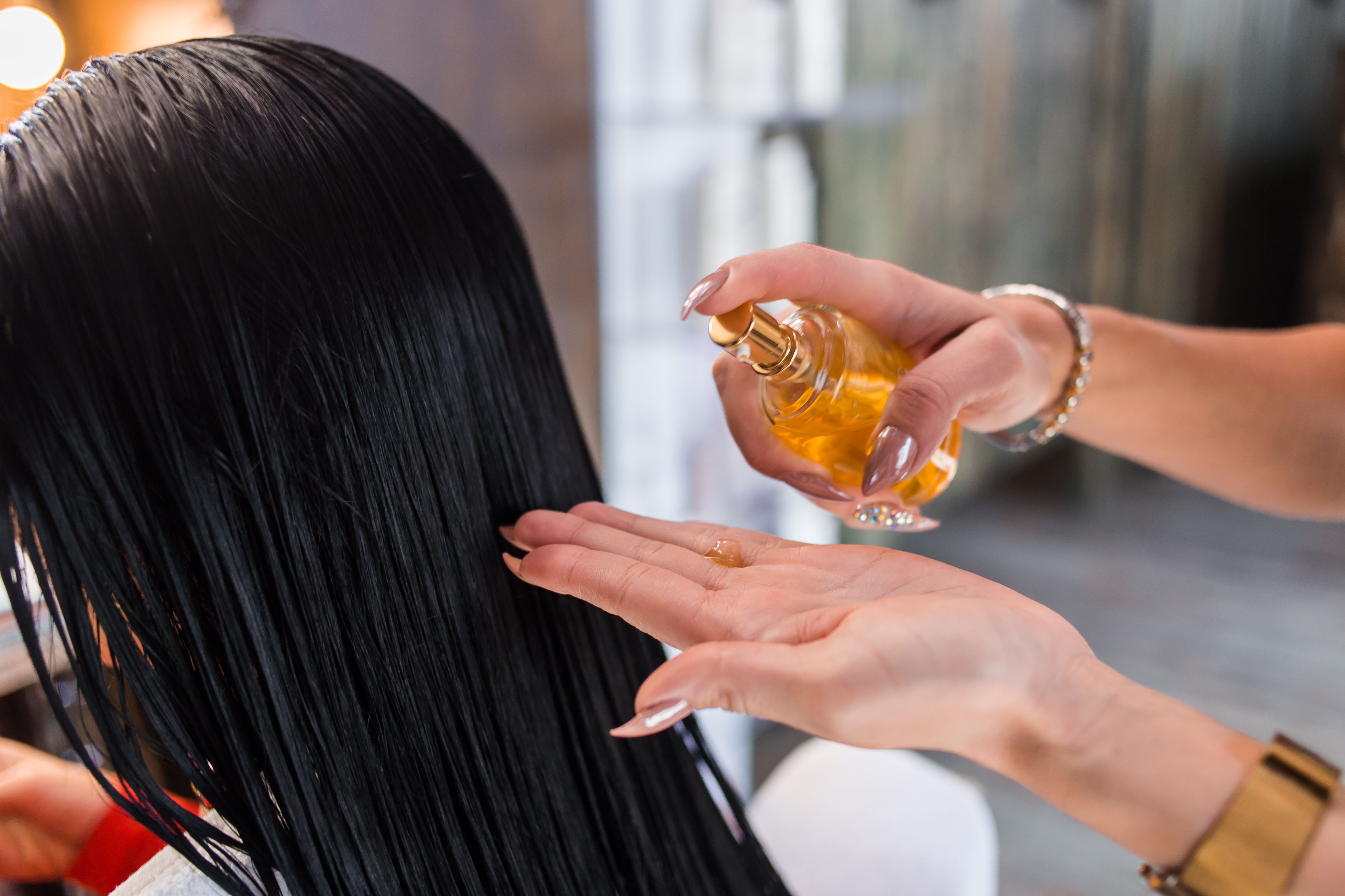 Coconut-Based Hair Oil for summer hair care