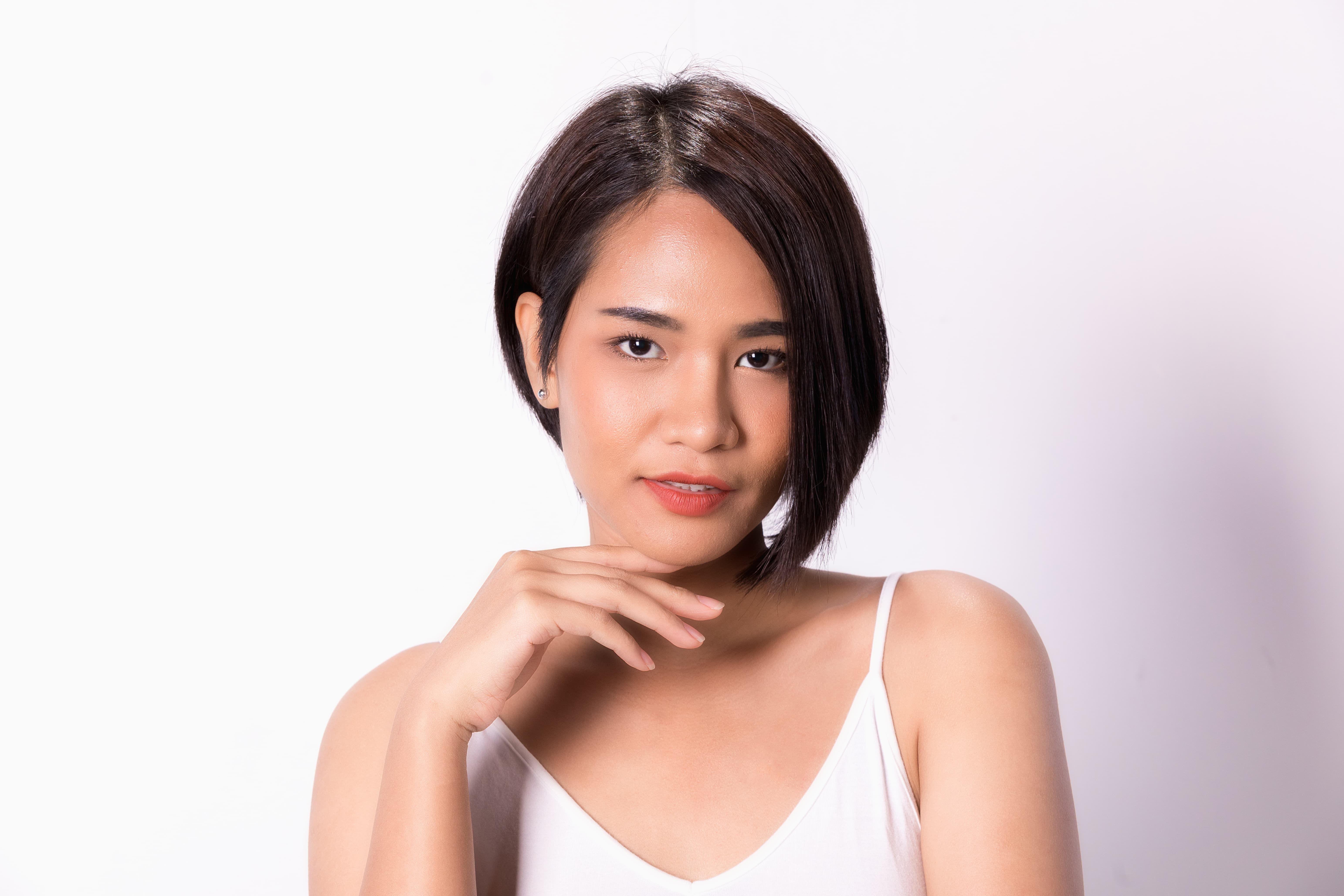 Asymmetric Bob hairstyle