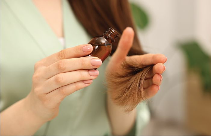 Applying Hair Oil on your Hair